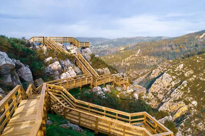 Nyaraló Quinta Dos Picarotos Vila Nova do Ceira